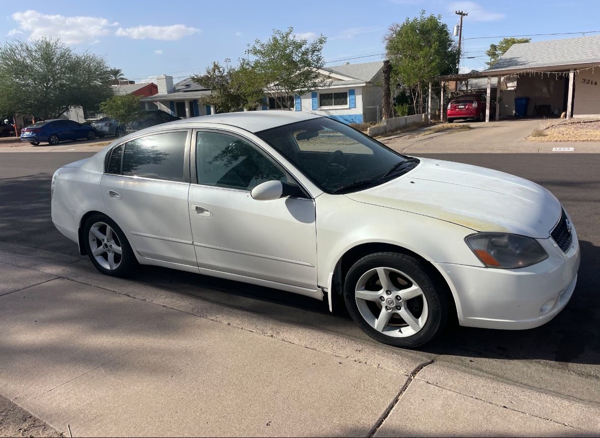 Nissan Altima 