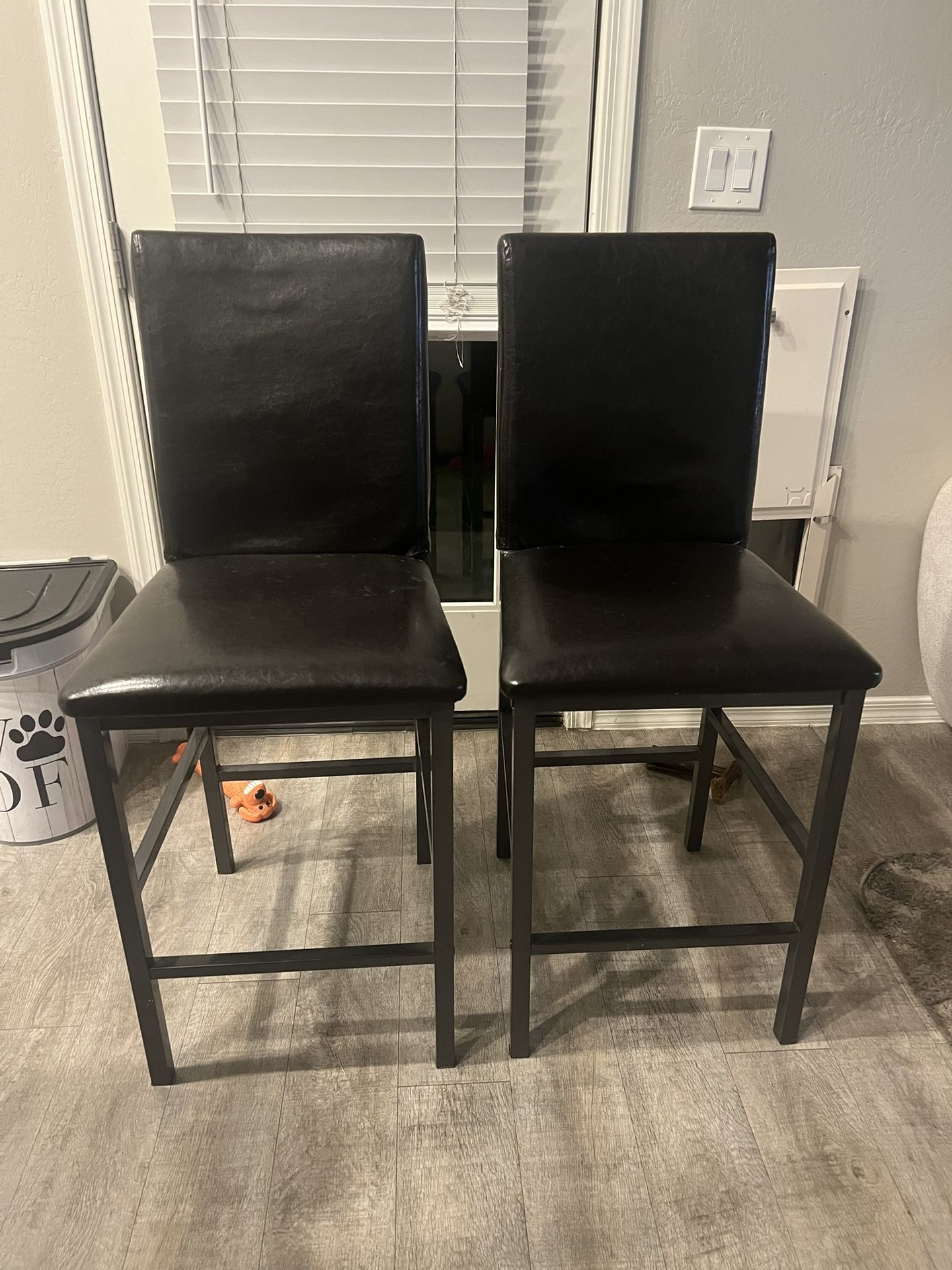 Bar stool chairs (2)