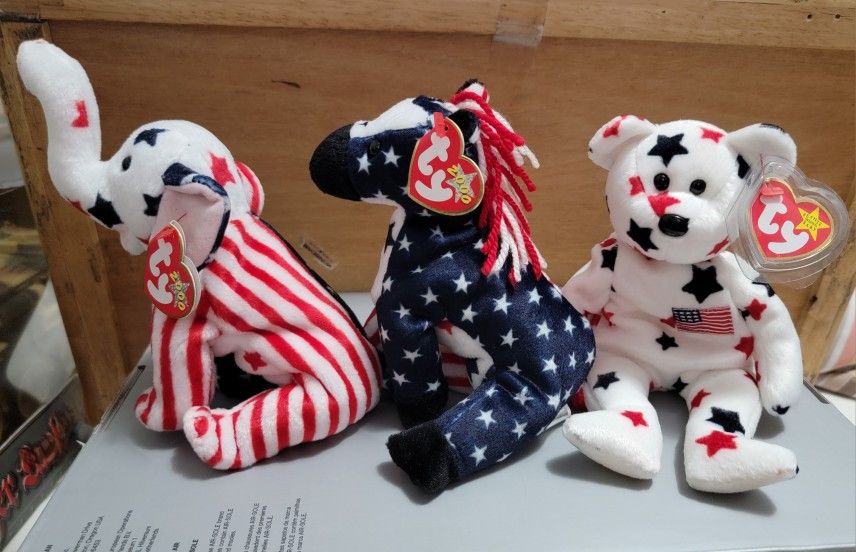Beanie babies Glory. lefty and Righty mint condition $50 pick up only