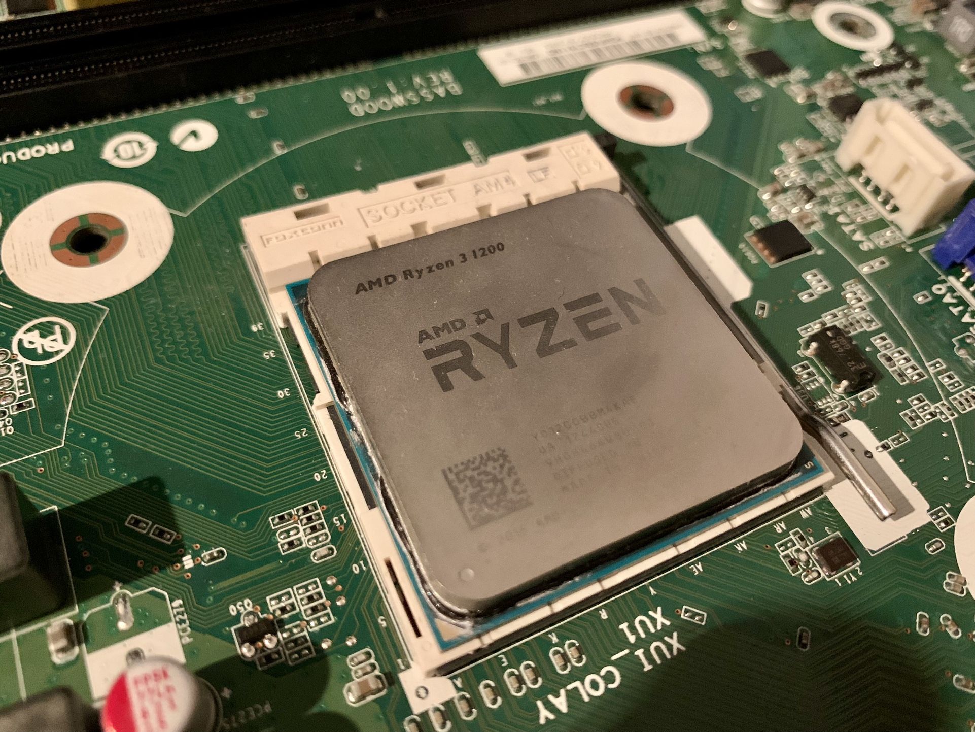 AMD RYZEN 3 CPU/Processor