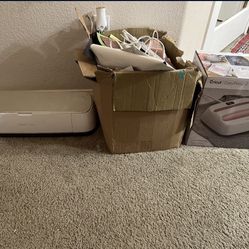 Cricut Maker/heat Press TONS of Vinyl