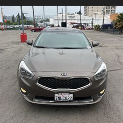 2015 KIA Cadenza