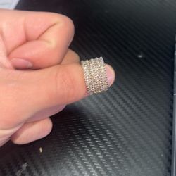 anniversary ring 