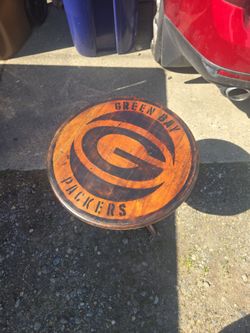 Custom Hand Made GREENBAY PACKERS SIDE. TABLE