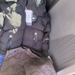 New boy girl size 10 snow clothes