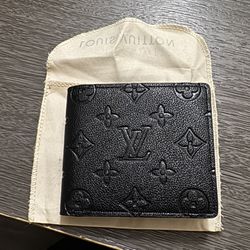 Black Louis Vuitton Men’s Wallet