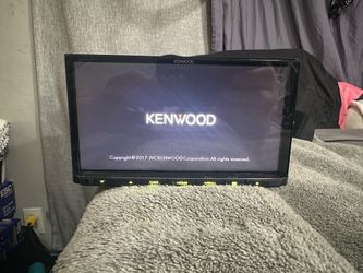Kenwood DDX9704S Carplay/DVD Car Stereo
