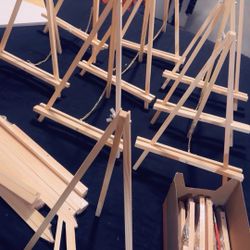 Easels 