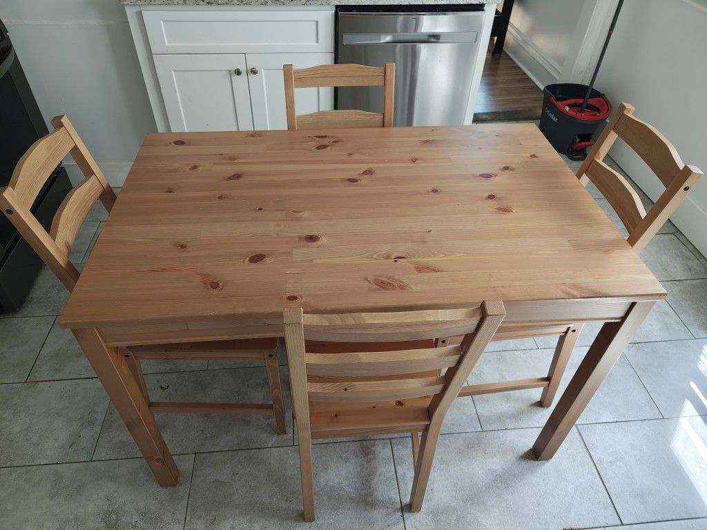 Small Table & Chairs