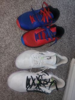 Mens Shoes Size 8.5 and 9.5