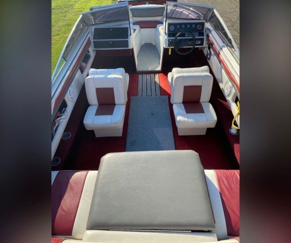 1989 Four Winns $3000