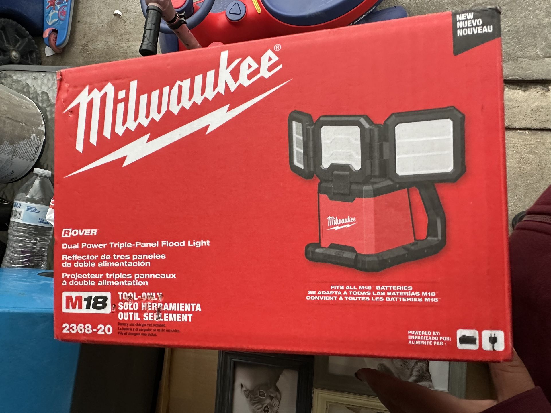 Milwaukee Flood Light