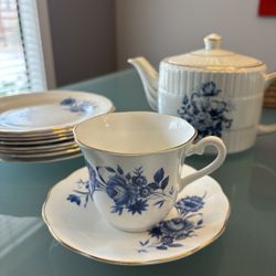 Ellgreave Ironstone Teapot and Seating For 8 