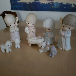 Precious Moments 9" Nativity Scene