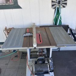 RIDGID Table Saw