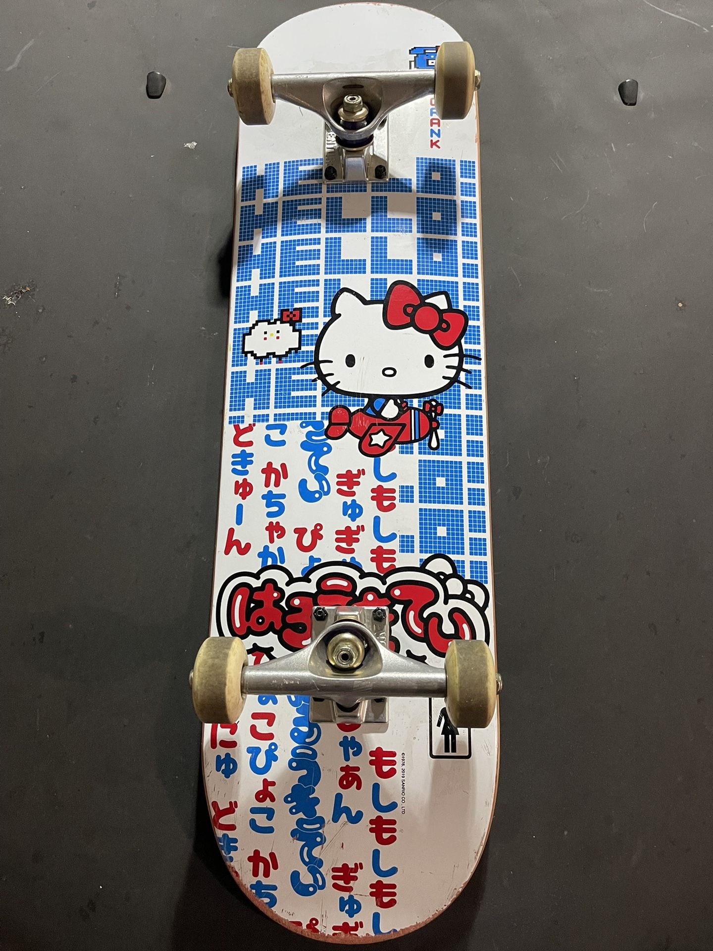 Skateboard Hello Kitty Girl Brand 