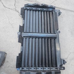 Toyota Tundra  Grille Shutter Oem  22 To 26