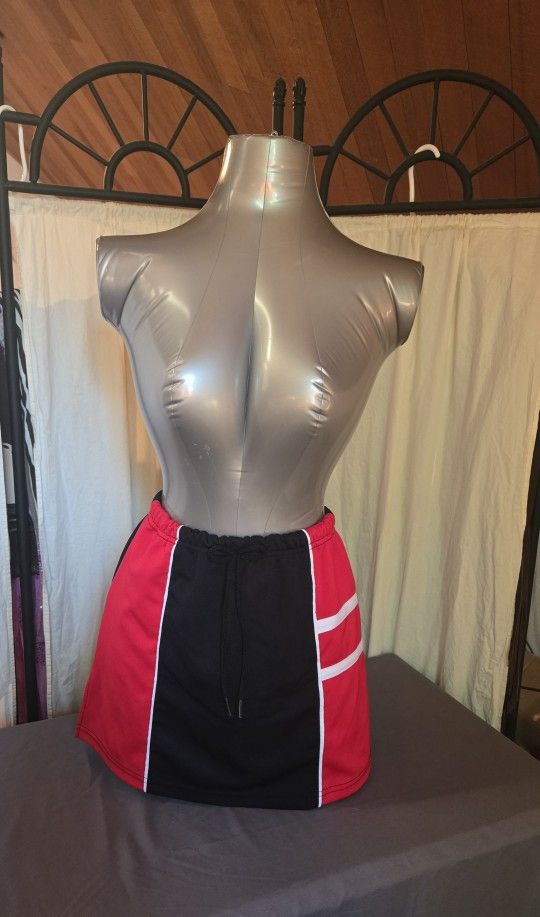 Womens Sport Skirt/shorts Size 14/16