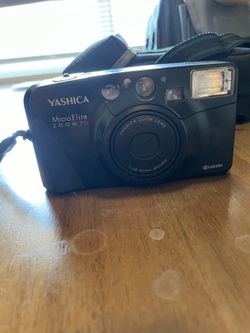Yashica Micro Elite Zoom 90 + small camera bag