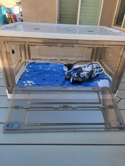 Incubator for puppies