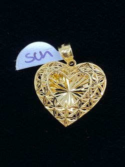 $375 Yellow Gold Geometric Heart Love Charm Pendant