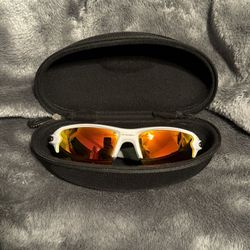 Oakley’s Sunglasses PRIZM FLAK 2.0