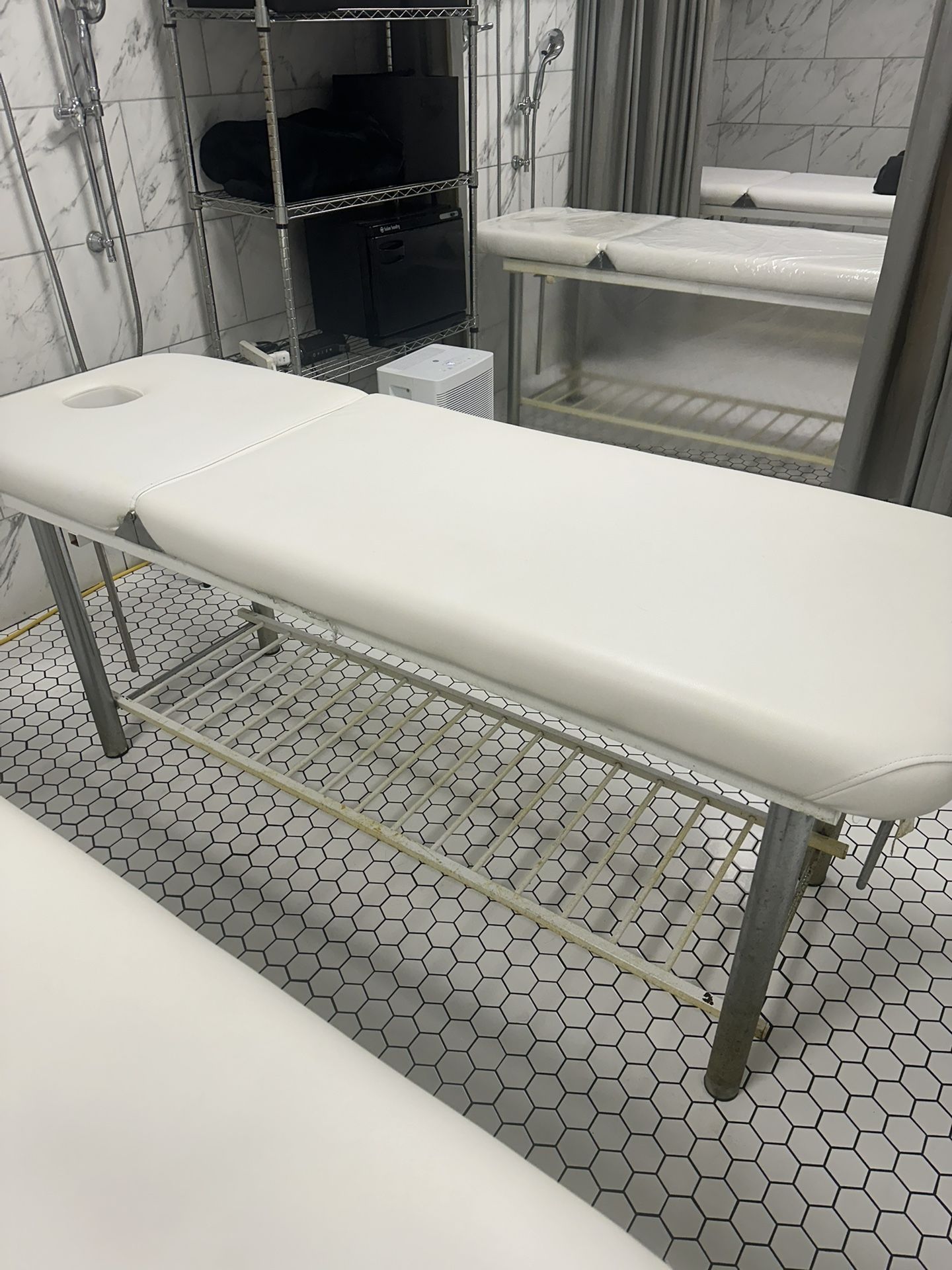 $80 Massage Tables!