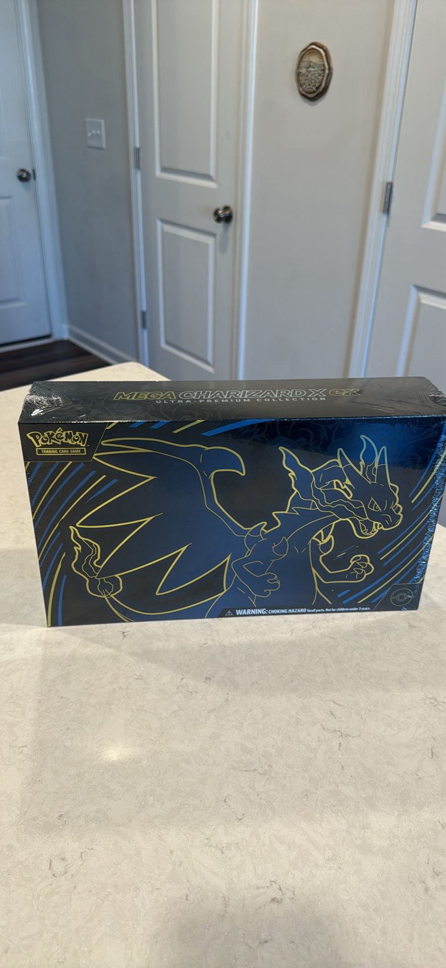 Pokémon TCG: Mega Charizard X EX Ultra Premium Collection