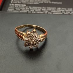 Vintage 10k Yellow Gold cluster Diamond Ring size 6.5 for women