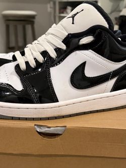 Air Jordan 1 Low Patent Black White