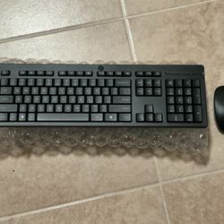 ‼️HP Black Wireless Keyboard & Mouse💲2️⃣ 0️⃣‼️