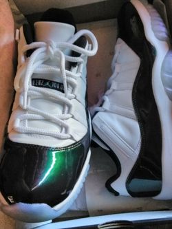 Jordan 11s Emerald Rise Sz 11