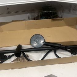 Matt Black Showerhead: Adjustable