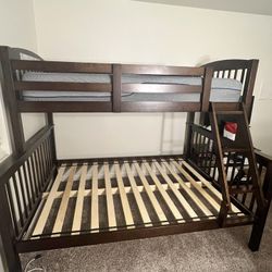 Bunk Bed With Memory Foam Twin Mattress 