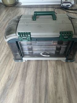 Ocean tackle box and tackle