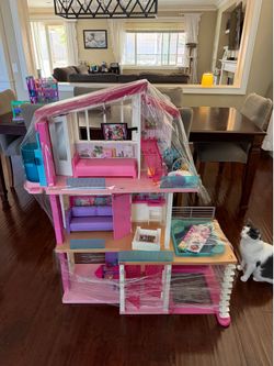 Barbie dream house