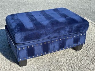 Blue Tufted Velvet Storage Ottoman