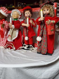 Vintage Animated And ILLUMINATED Christmas Figures from The 90's