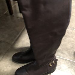 Boots Size 7 1/2 