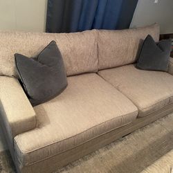 KING HICKORY Casbah Sofa