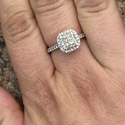 White Gold Diamond Ring 