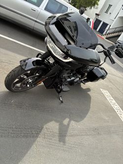 2025 Harley Davidson Road Glide