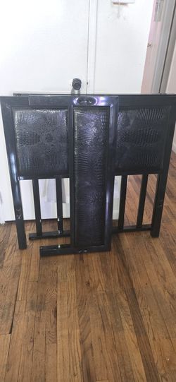 Twin Size Metal Frame With Headboard And Footboard