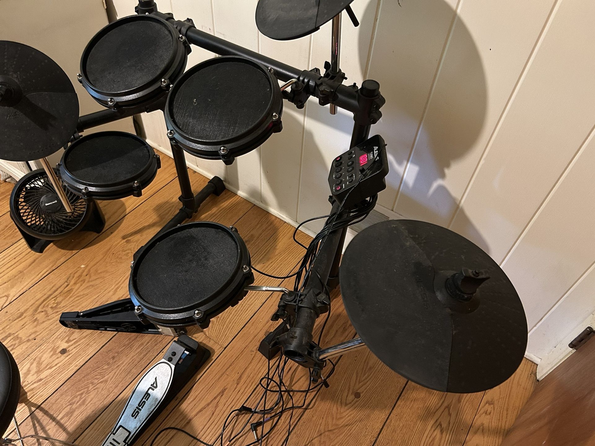 Alesis Electric Drum Kit