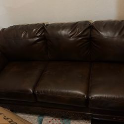 Free Couch 