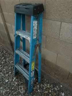 Louisville 4ft Ladder