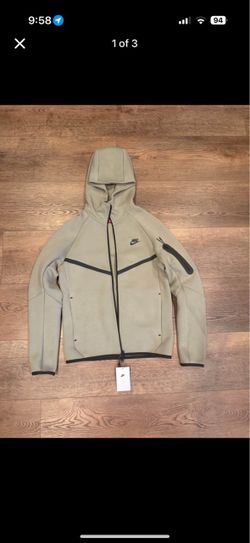 Nike tech xs new