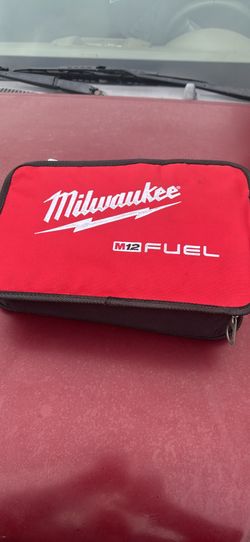 Cargadores Milwaukee