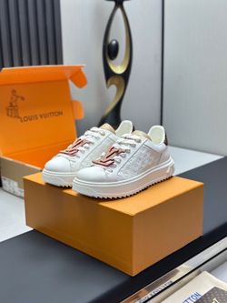 LV Women’s Sneaker With Box 2026 New