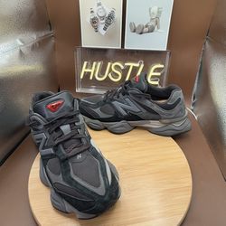 New Balance 9060 Men’s “Black/Castlerock Grey” Sz 11.5